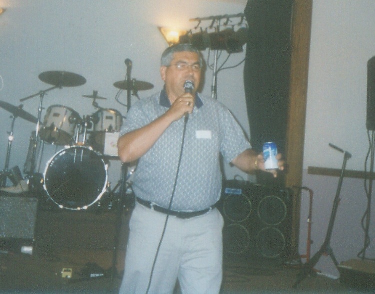 Gerry Buccini singing That&rsquo;s Amore